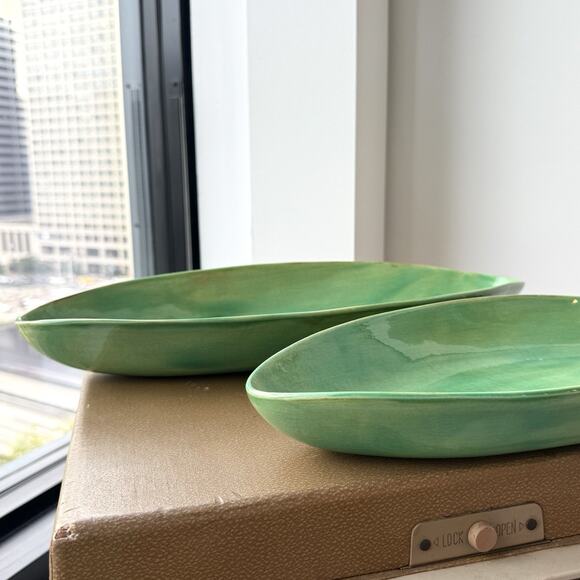 Aletha Soule Studio Earthenware Pottery Server Platter Tray Set of 2 Kiwi Green - Picture 6 of 13